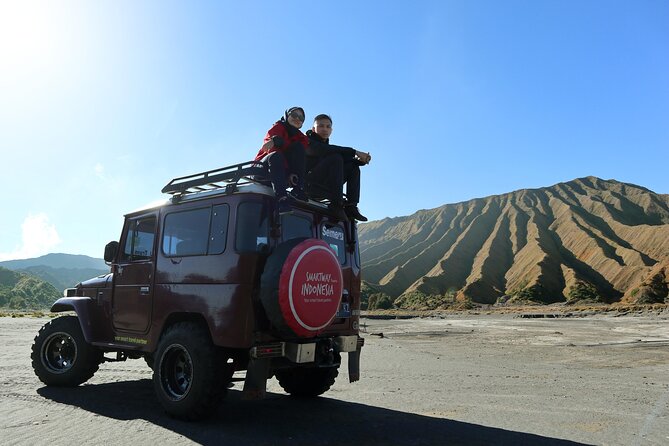 1 Day Amazing Bromo Sunrise tour from Malang Surabaya 7 spots - Penanjakan sunrise viewpoint: waiting with the right mindset and the right clothes