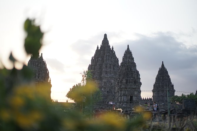 1 Day Yogyakarta tour ( Borobudur temple, Merapi Lava Tour, Prambanan Temple) - Merapi Lava Tour Jeep: What you are really paying for