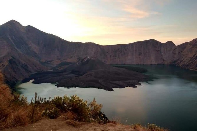 2D1N Senaru Crater Rim Trekking - Senaru to Rinjani’s rim, the practical way in