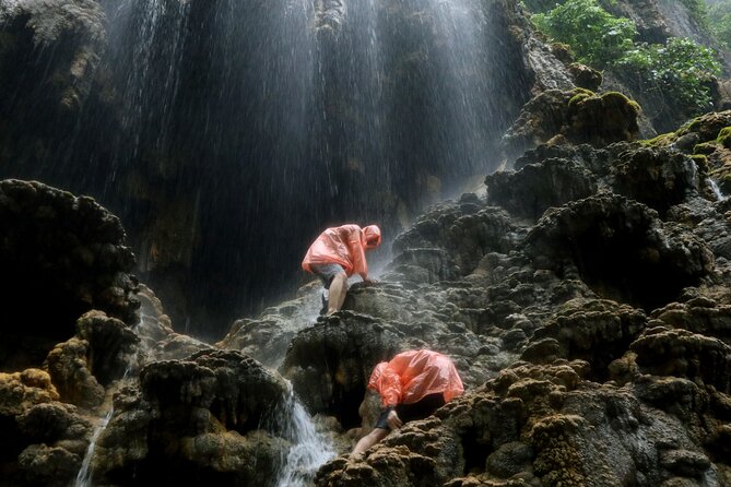 3D2N - Mount Bromo, Tumpak Sewu, Kawah Ijen Crater start from Malang or Surabaya - Lodging choices, toilets, and the shower reality
