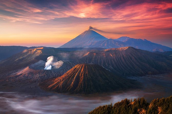3Days - Tumpaksewu Bromo Ijen Adventure via Malang or Surabaya - Tumpaksewu Waterfall: bamboo stairs, jungle effort, and time to soak it in