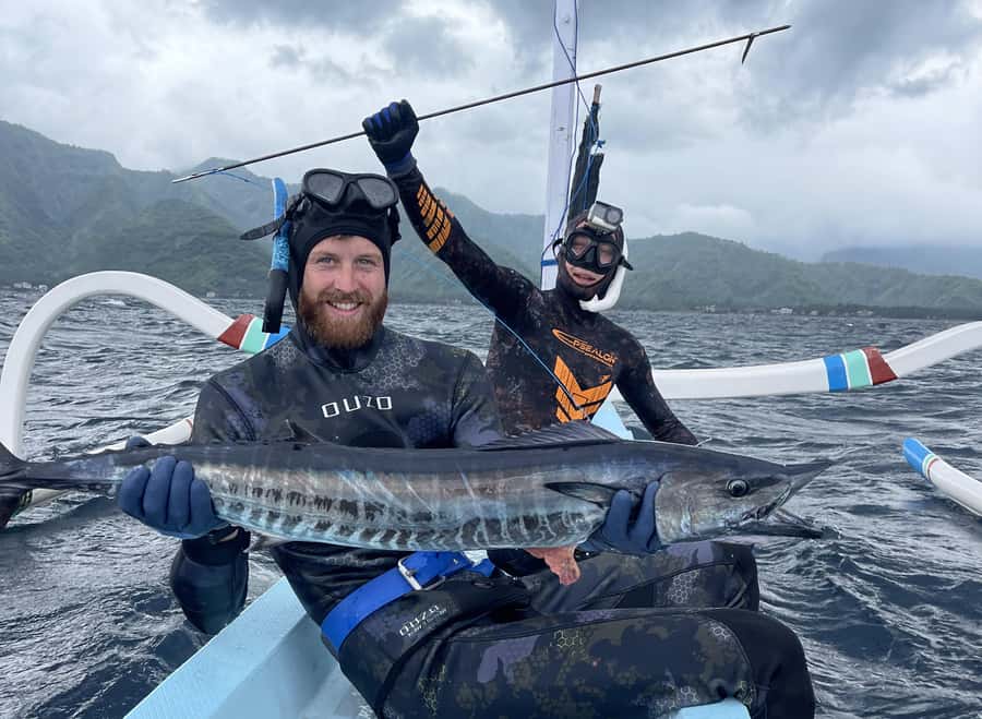 Amed: Spearfishing, Freediving and Catch & Cook Adventure - Reef spearfishing vs offshore hunt: how your day gets shaped