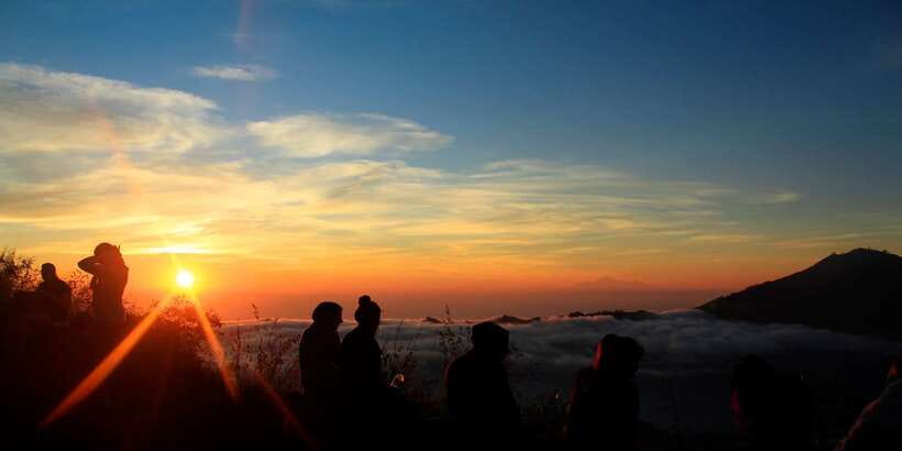 Bali: 2-Day Sunset and Sunrise Camping at Mt. Batur - Getting to Toya Bungkah and starting the climb on purpose