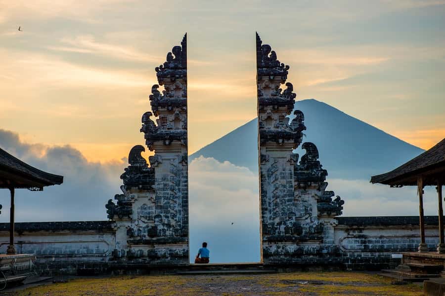 Bali: 3-Day Private Must-Do Highlights Nature & Culture Tour - Getting the Most Out of the Mount Batur Morning (What to Wear and Why)