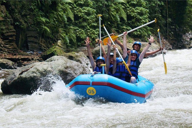 Bali ATV Ride and White Water Rafting - Lunch by the River: Quick Fuel Before the Mud
