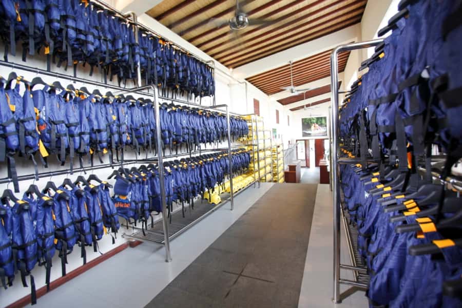 Bali: Ayung River Premium White Water Rafting with Lunch - Lunch, showers, and the post-rafting setup that actually matters