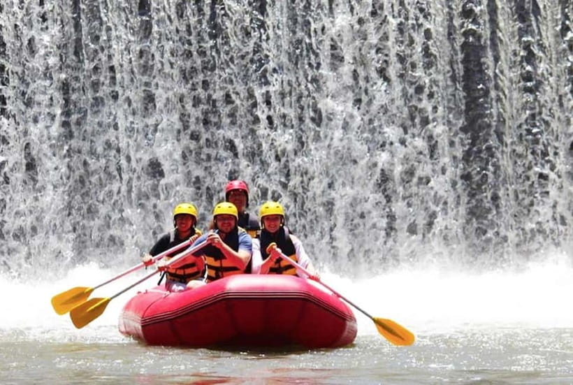 Bali: Ayung River Whitewater Rafting Adventure with Lunch - Halfway photo stop and the rhythm of rapids plus recovery