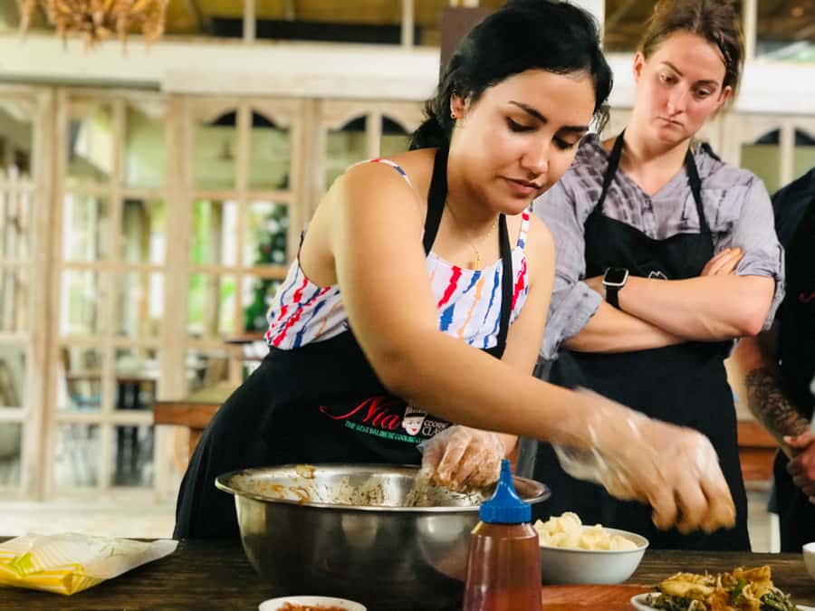 Bali: Balinese Cooking Class and Market Tour - Why This Class Starts at the Seminyak Market