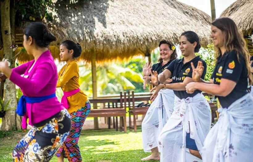 Bali : Balinese Dance Class for All Levels led by instructor - Music and Rhythms: Learning to Follow the Beat Like a Dancer