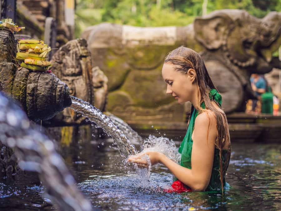 Bali: Balinese Spiritual Journey with purification ceremony. - A 7 to 8 hour route with one clear spiritual rhythm