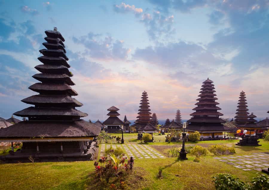Bali: Besakih Great Temple Tour with Waterfal & Rice Terrace - Cepung Waterfall in a cave: walking, getting wet, and staying safe