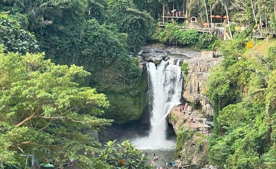 Bali: Besakih Temple and Sidemen Tour - Temple Etiquette and the One Non-Negotiable Rule