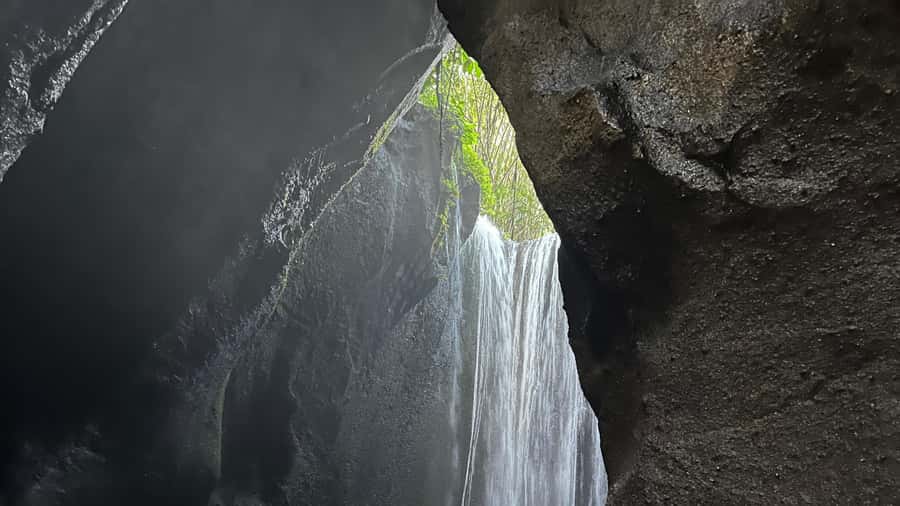 Bali: Besakih temple, Tukad Cepung waterfall, Penglipuran - FAQ