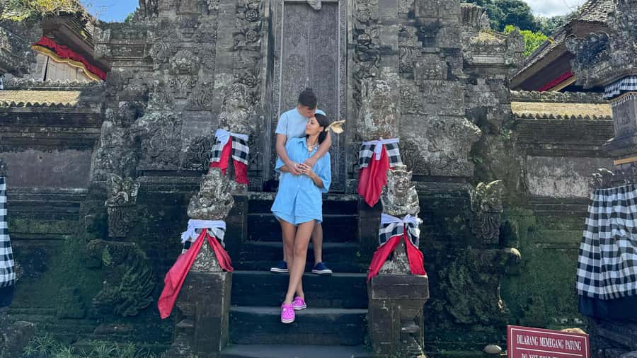 Bali: Besakih temple, Tukad Cepung waterfall, Penglipuran - The Driver-Guide Experience: Smooth Days, Small Extras