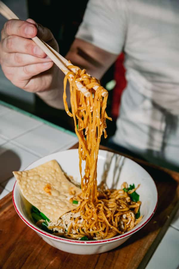 Bali: Bites Food Tour with over 15 Tastings - The Start of the Night: Crispy Bites and Sambal Heat