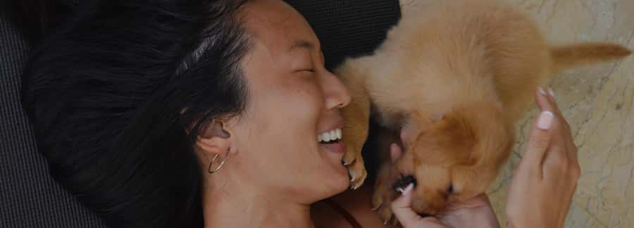 Bali: Canggu & Uluwatu Puppy Yoga Class & Refreshing Drinks - Drinks, towels, and the end-of-class feel