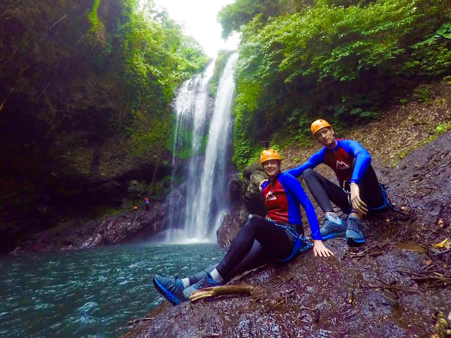 Bali: Canyoning Adventure at Aling Waterfall - Coffee, lunch, and keeping your energy up mid-canyon