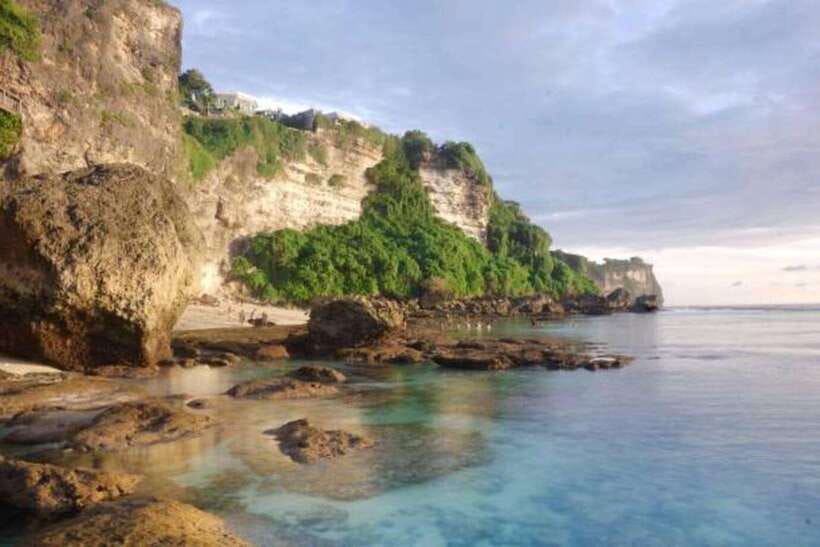 Bali: Customizable Beach Day Tour with Hotel Pickup - South Bali Is Popular for a Reason, and This Tour Uses That
