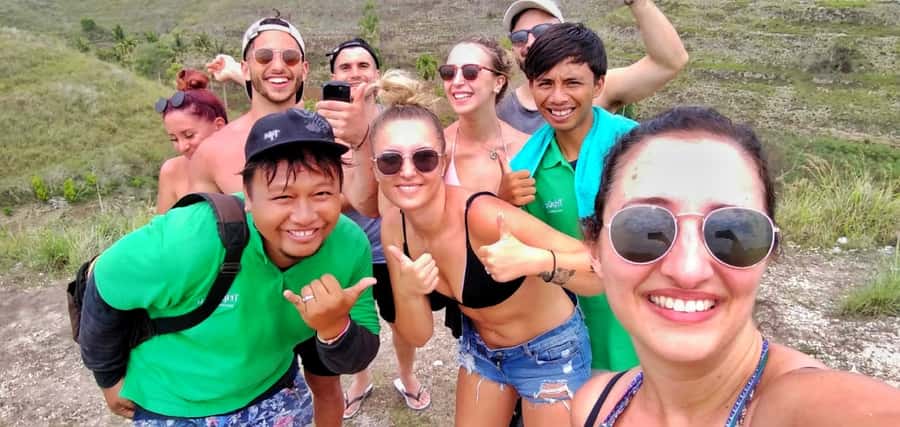 Bali: Day Trip to East Nusa Penida, Atuh & Diamond Beach - Teletubbies Hill: A Quick Photo Reset Between Viewpoints and Beaches