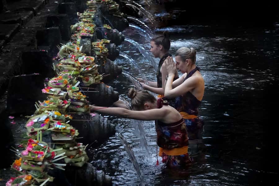 Bali: Full-Day Spiritual Cleansing and Shamanic Healing Tour - From Hotel Pickup to a Real Balinese Yatra