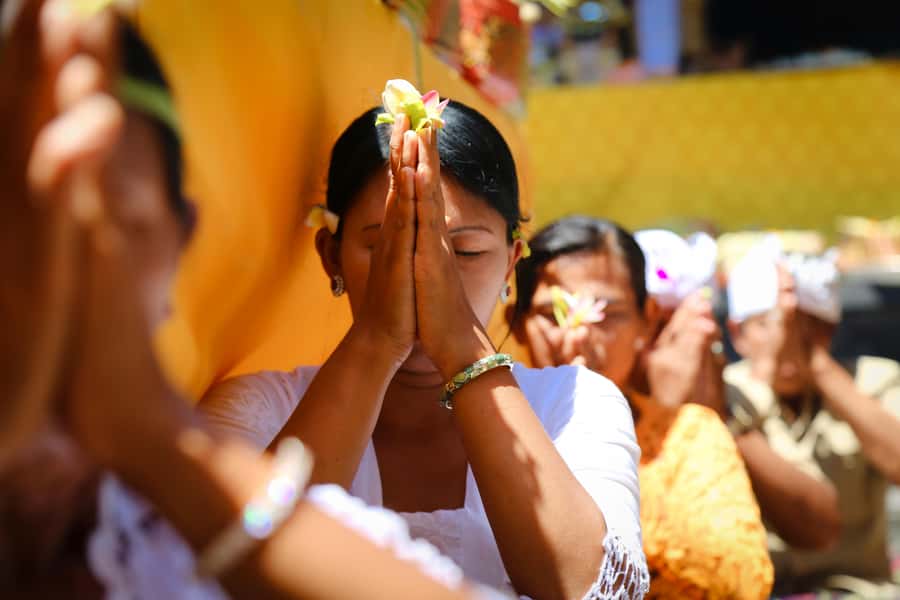 Bali: Full-Day Spiritual Cleansing and Shamanic Healing Tour - Batuan Stop: A Quiet Pause Before the Sacred Work