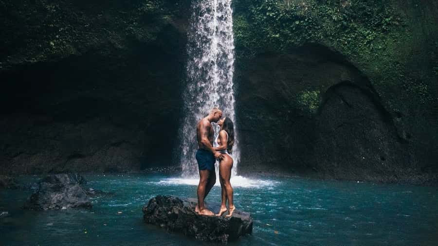 Bali: Full-Day Trip to Penglipuran Village and Bamboo Forest - Tirta Empul Temple: what sacred bathing is for