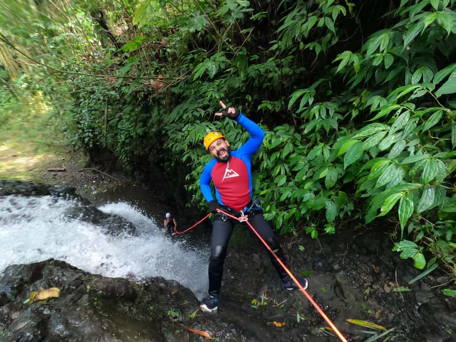 Bali: Gitgit Canyon Canyoning Trip with Breakfast and Lunch - Entering the gorge: what the canyon feels like once you start