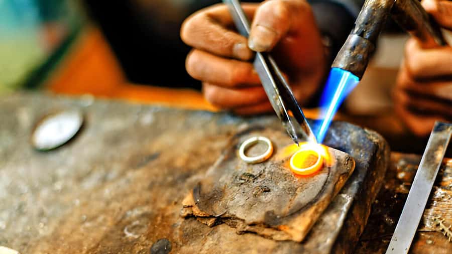Bali: Hands-On Silver Jewelry Making Class in Ubud - Extra Silver, Extra Designs, and How to Keep Control of the Final Cost