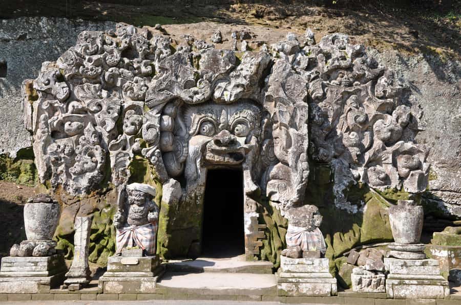 Bali: Hidden Canyon, Waterfall & Temples Small Group Tour - How the guides make the difference