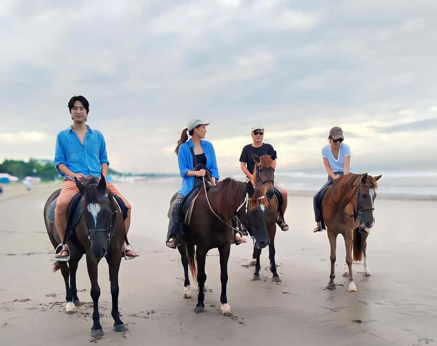 Bali: Horse Riding Tour on Seminyak Beach Include Transport - The price of around $33: what feels like value here