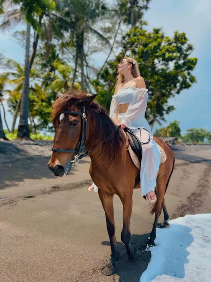 Bali: Horseback Tour Through Saba Beach and Local Temples. - Key highlights worth knowing