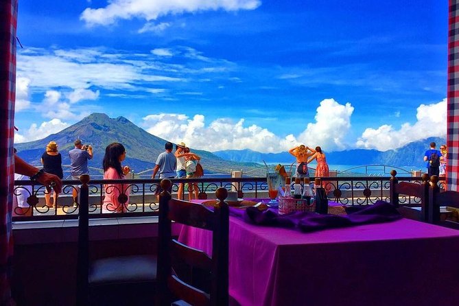 Bali Iconic Tour with Buffet Lunch and Attraction Tickets - Grand Puncak Sari Restaurant buffet: the lunch stop that earns its keep