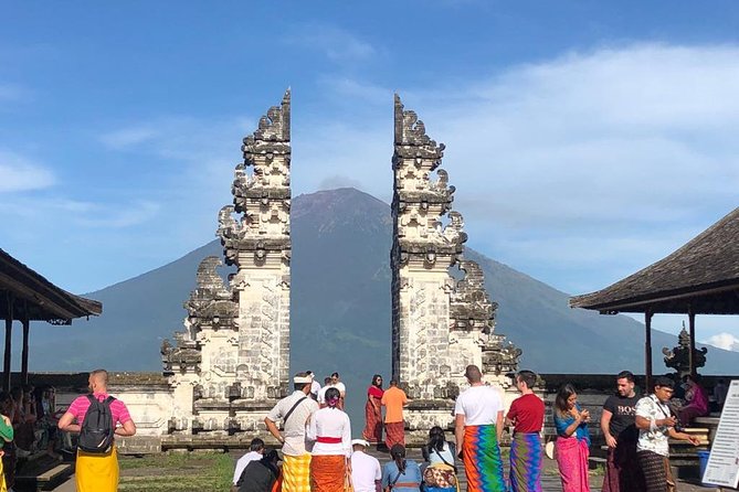 Bali Instagram Tour - Lempuyang Bali Gate of Heaven - How long this really feels, from morning pickup to return