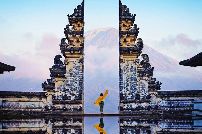 ️ Bali Instagram Tour: The Most Famous Spots (Private & All-Inclusive) - Tukad Cepung Waterfall: plan for paths and pace