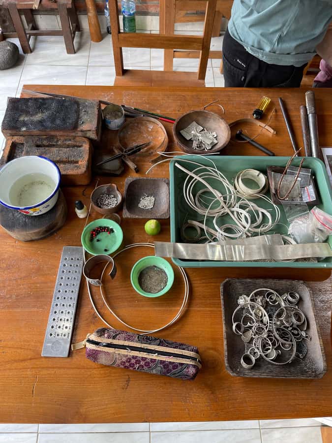 Bali Jewelery Silver Making class with Own Design - Why Celuk and Lantangidung are the real deal for silver jewelry