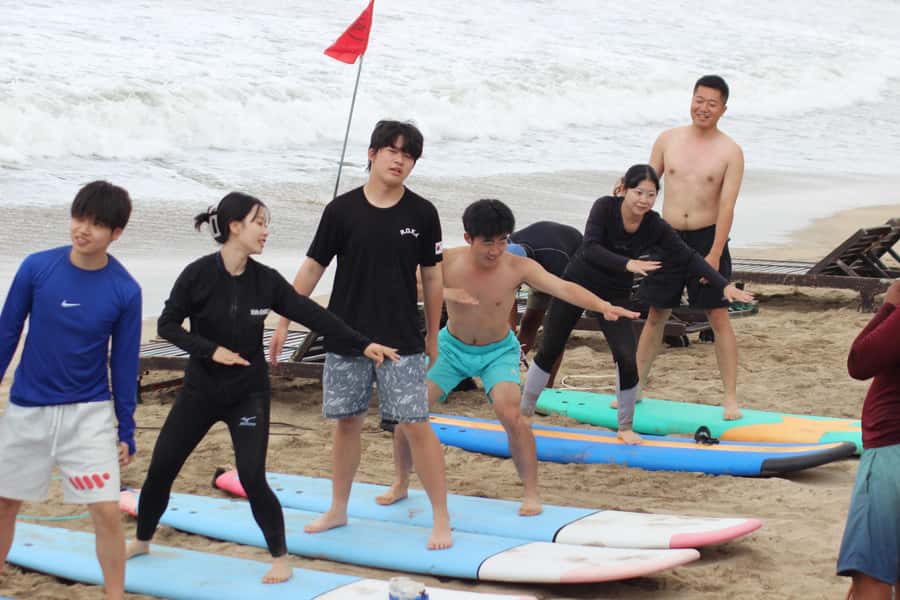 Bali: Kuta Beach Surfing Lesson (1 Hour, Local Instructor) - Surfing in the Sea: Wave Selection and Timing That Clicks