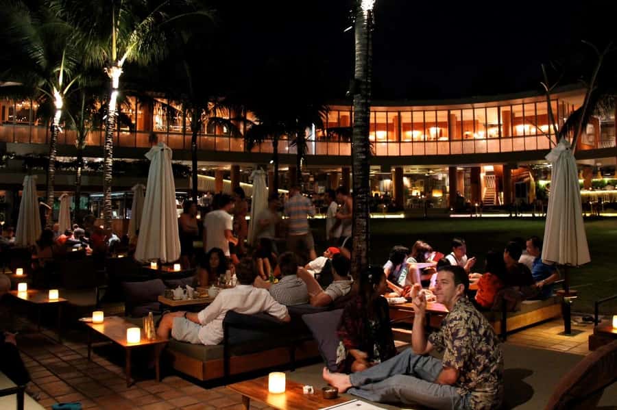 Bali: Kuta Night Life Tour - Shishi Bali Bar: Three Floors, Japanese Food, and Techno Energy