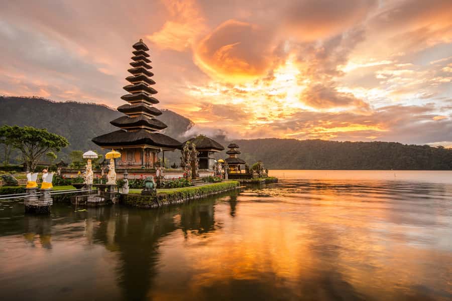 Bali: Lake Bratan, Handara Gate, Waterfall & Swing Tour - Key Highlights Worth Your Time