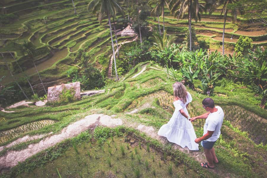 Bali: Lempuyang Quick Access, Waterfall, Water Palace & More - Guides and Drivers: Why This Tour Gets Such High Ratings