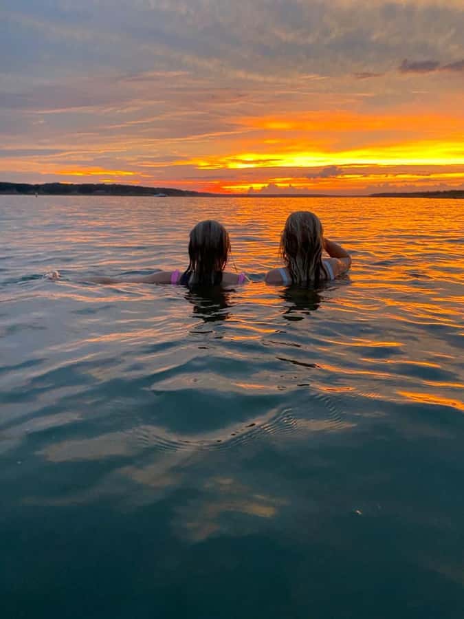 Bali: Lovina Sunset Tour with Snorkeling Experience - Sunset From Inside the Ocean: Coffee, Tea, Fish, and Raung Mountain