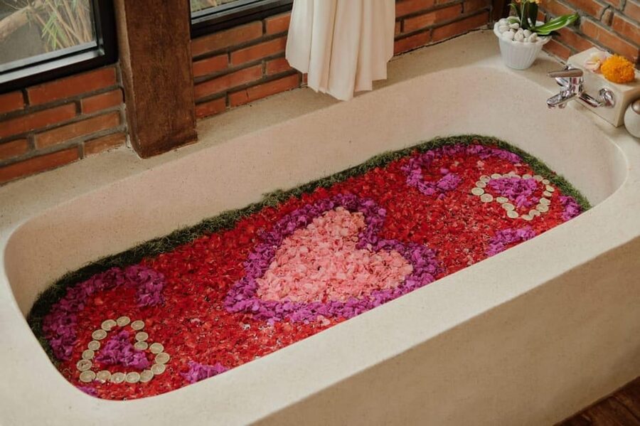 Bali: Luxury Spa Balinese Massage Package Experience - The Spice, Sandalwood, Turmeric Paste, and Why It’s Not Random