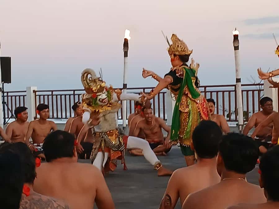 Bali: MELASTI BEACH SUNSET KECAK DANCE WITH DINNER PACKAGES - What I’d do to make the most of the day