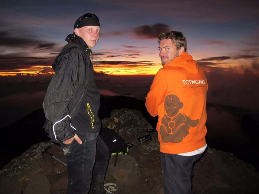 Bali: Mount Agung Sunrise Trekking Tour via Besakih Temple - Besakih Temple at 10 pm: your cultural kickoff before the dark climb
