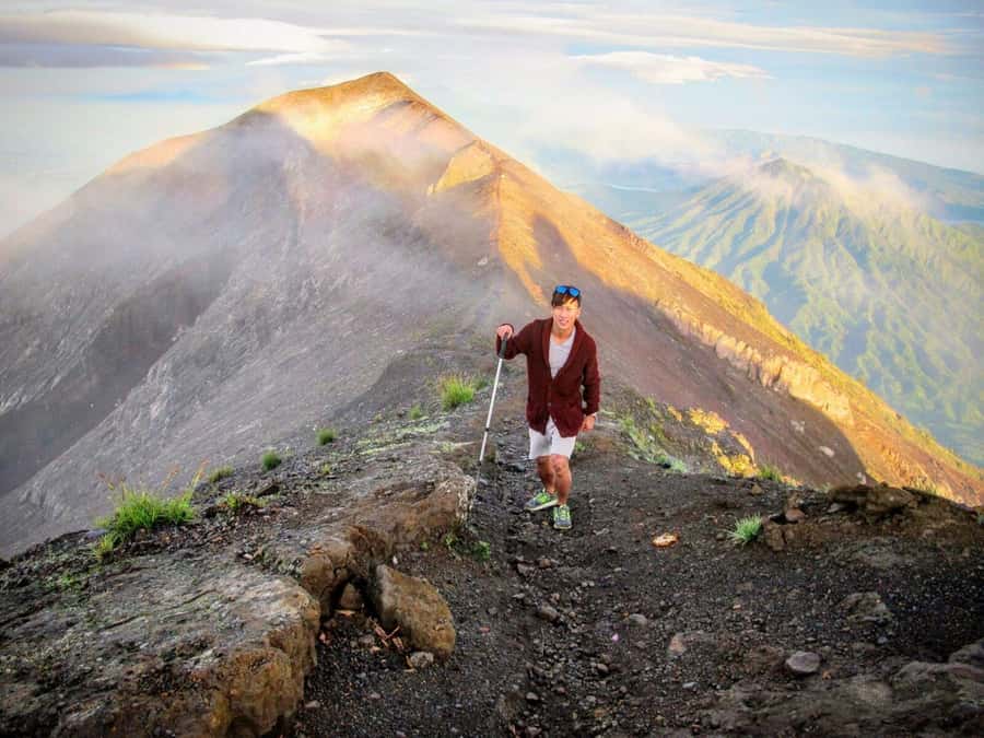 Bali: Mount Agung Sunrise Trekking Tour via Besakih Temple - Reaching the summit for sunrise: what the view is really like
