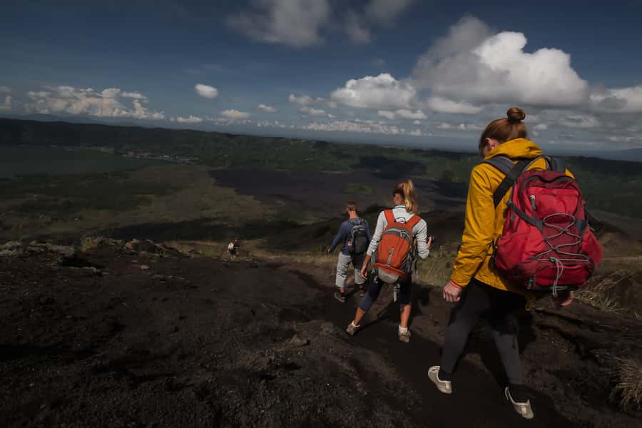 Bali: Mount Batur Guided Sunrise Trek with Breakfast - The Mid-Morning Route: Around the Crater Lake and Summit Ridge