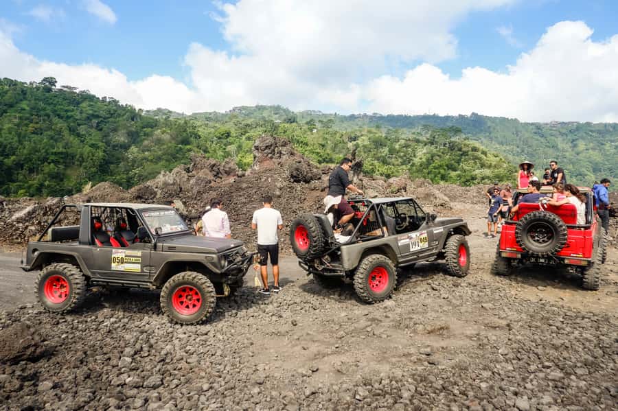 Bali/Mount Batur: Private Sunrise Jeep Tour & Hot Spring - Why a private sunrise jeep beats hiking at Mount Batur