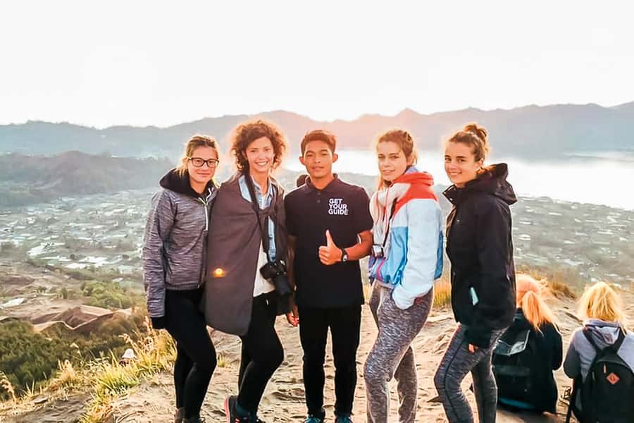 Bali: Mount Batur Sunrise Guided Hike and Natural Hot Spring - Tips I’d follow so the day feels easier