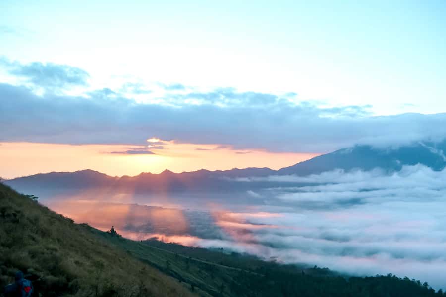 Bali: Mount Batur Sunrise Guided Hike and Natural Hot Spring - Mount Batur sunrise guided hike in Bali, and why you start before the sun