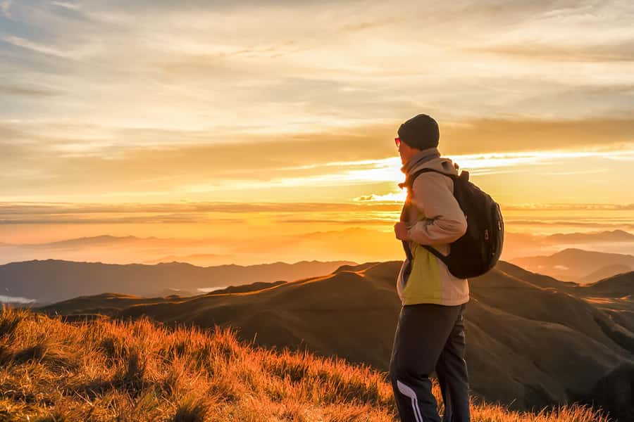 Bali: Mount Batur Sunrise Guided Hike and Natural Hot Spring - The 4-hour ascent: what the hike feels like and what good guides do