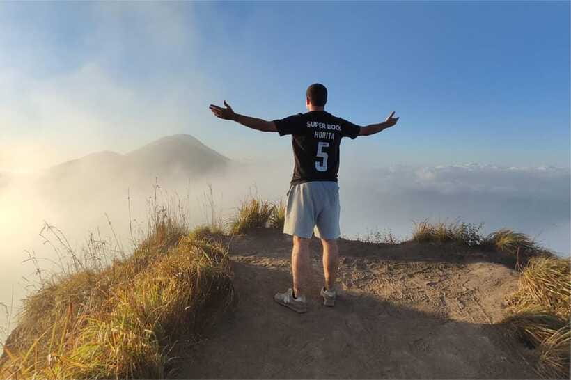 Bali: Mount Batur Sunrise Hike Including Transfer & All Cost - The descent: where good shoes and slow steps matter